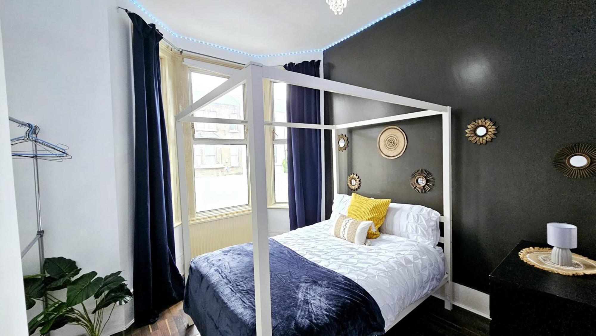 Stylish 2 Bed Near Notting Hill Londen