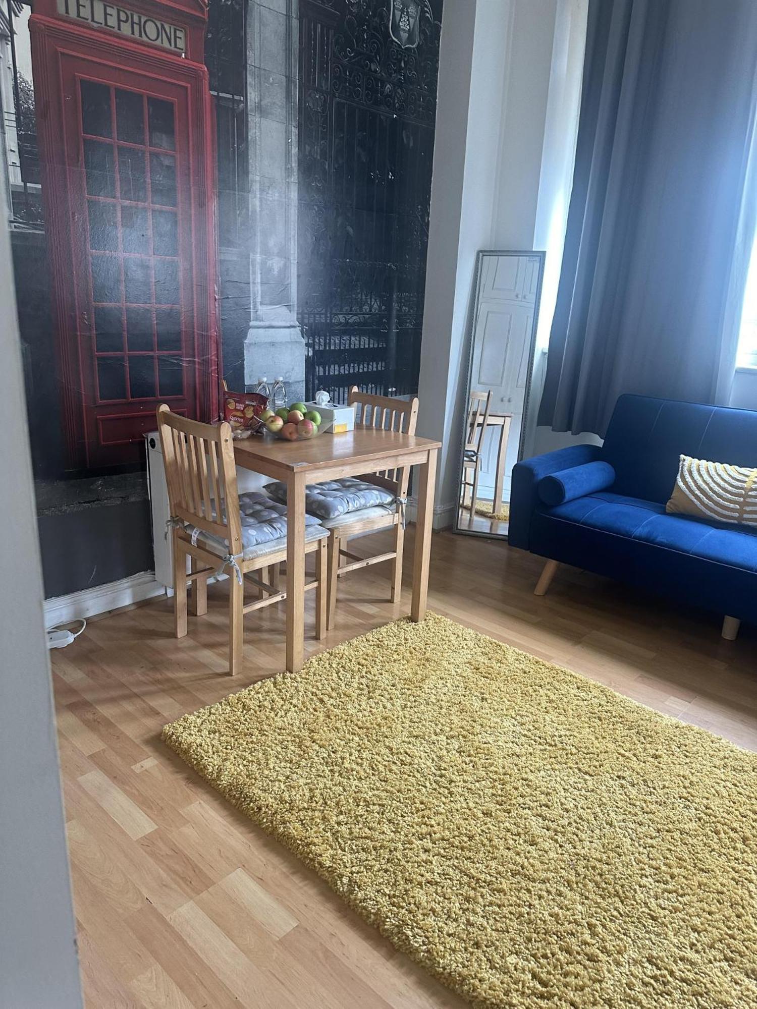 Appartement Charming 1-bed In Londres