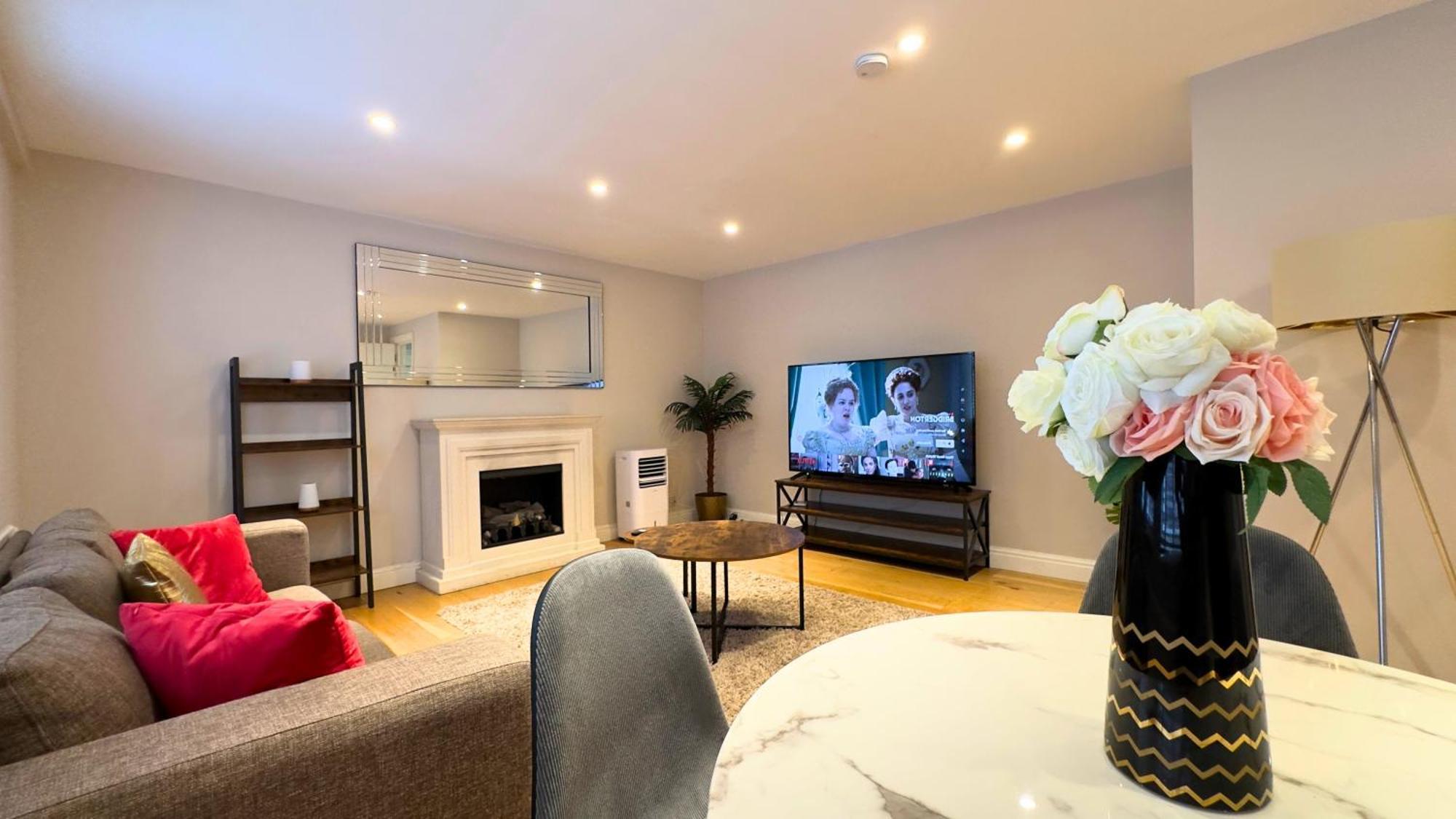 Apartamento Kensington 2Bed Stucco Bright Large High Ceilings - Luxurylondonstays