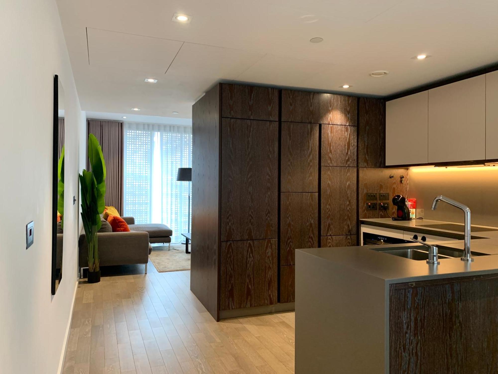 Modern 2 Bed Battersea Power Station Appartement Londen
