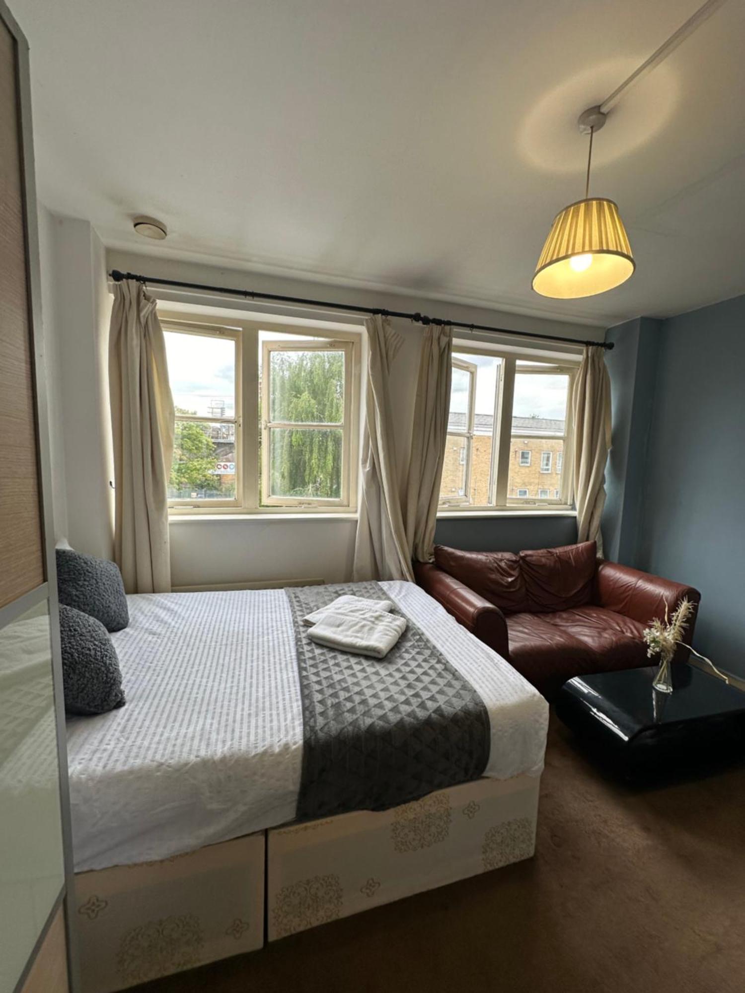Luxury In Central London!6 Bedroom With 2 Bath & Separate Wc! Londres