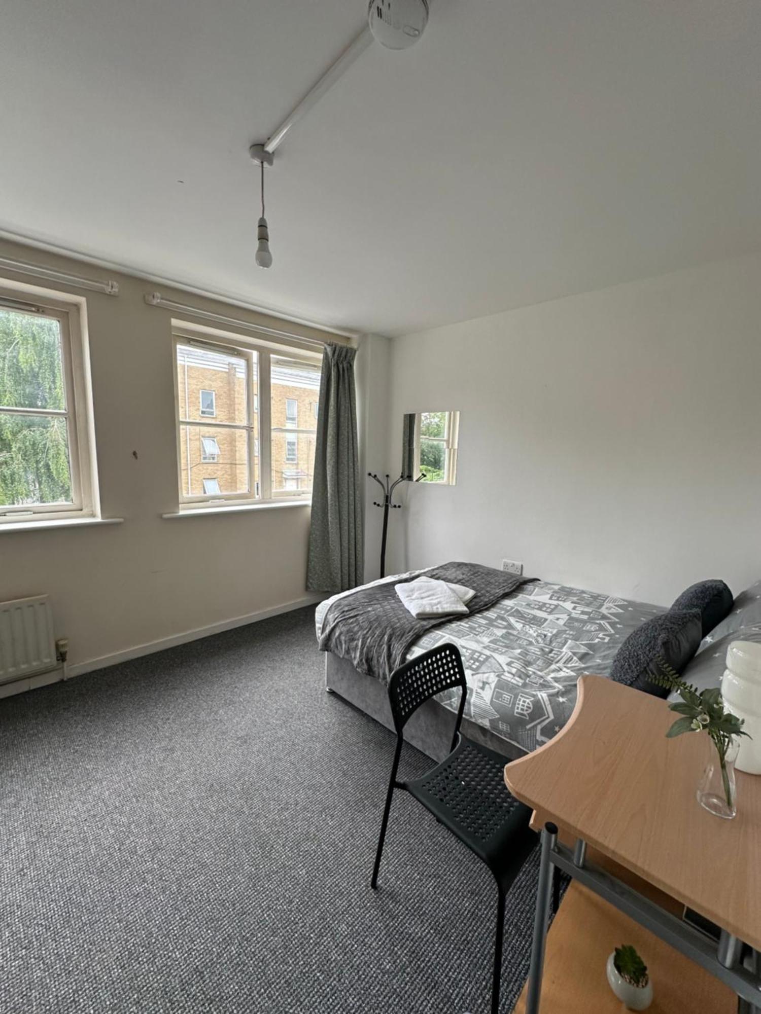 Habitación en casa particular Luxury In Central London!6 Bedroom With 2 Bath & Separate Wc! Londres