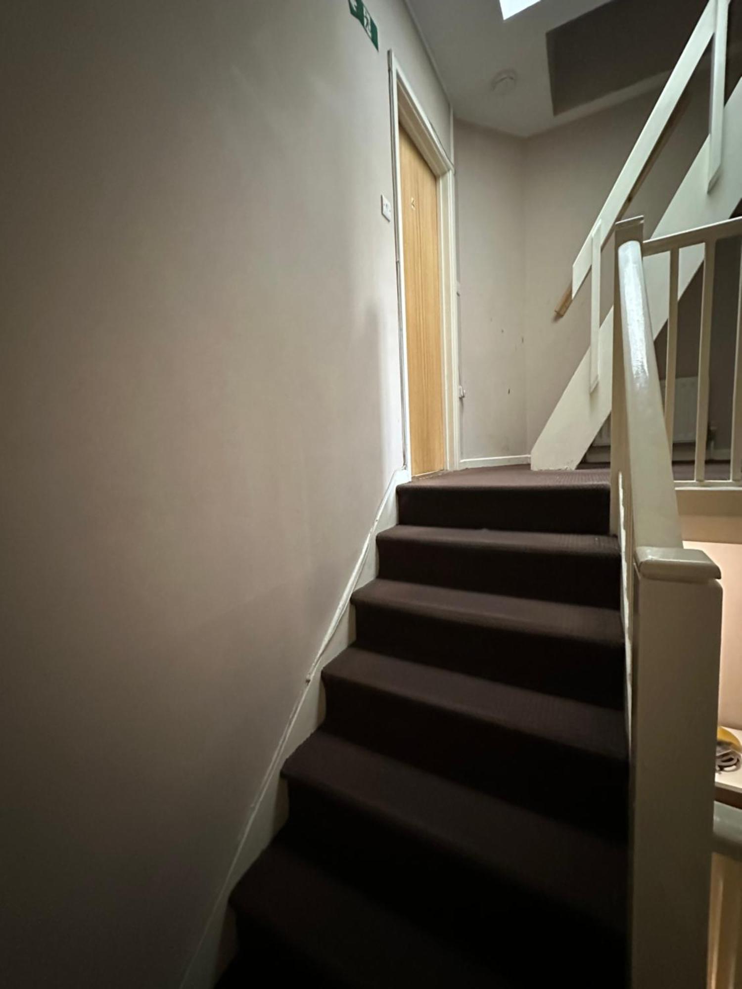 Luxury In Central London!6 Bedroom With 2 Bath & Separate Wc! Habitación en casa particular *