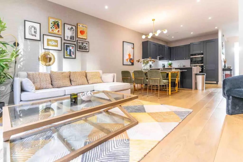 Gorgeous & Cosy Gem - King Beds Apartamento *