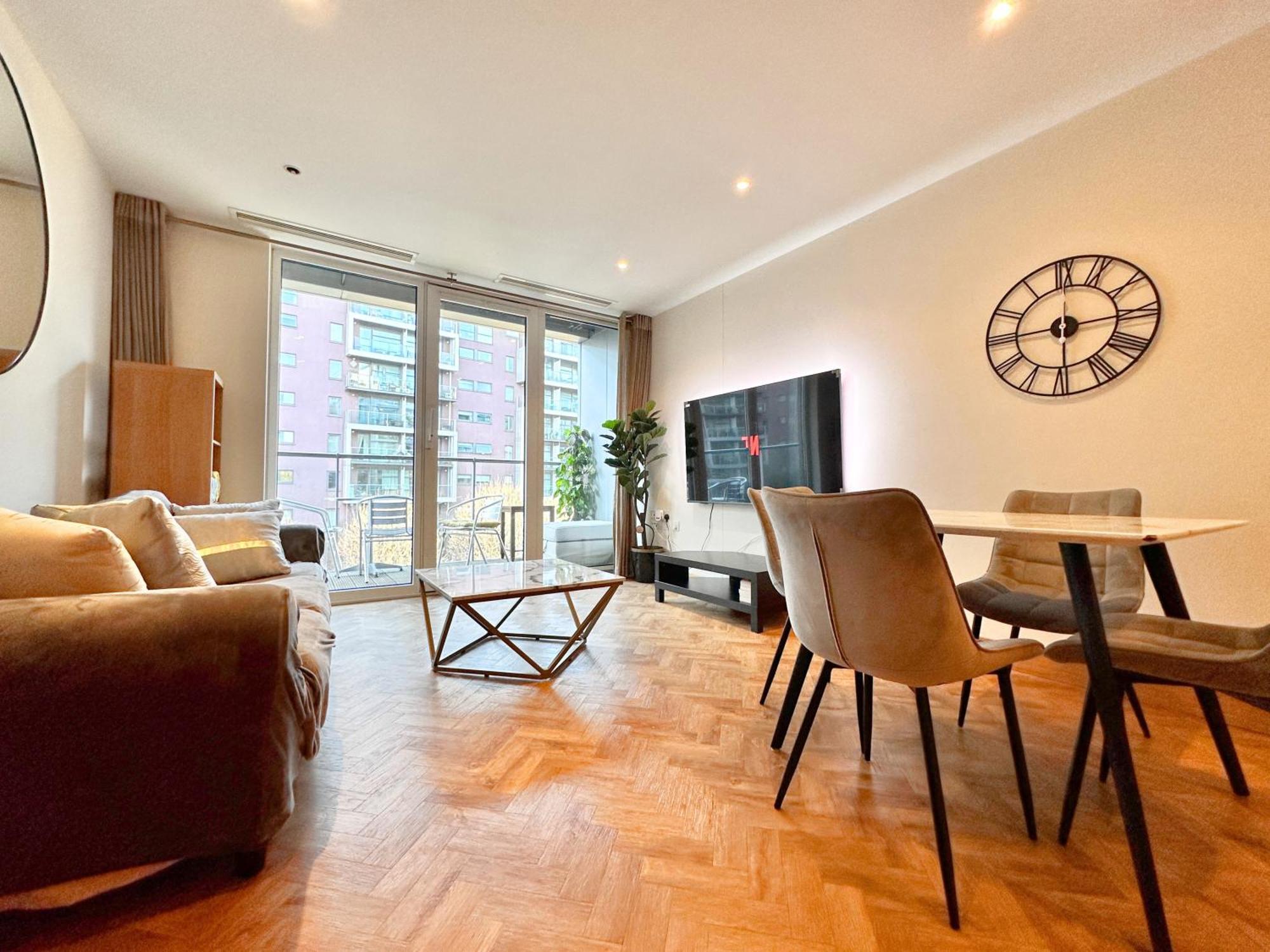 Chelsea Bridge 2bed 2bath Balcony Fast Wifi - Luxurylondonstays Apartamento *