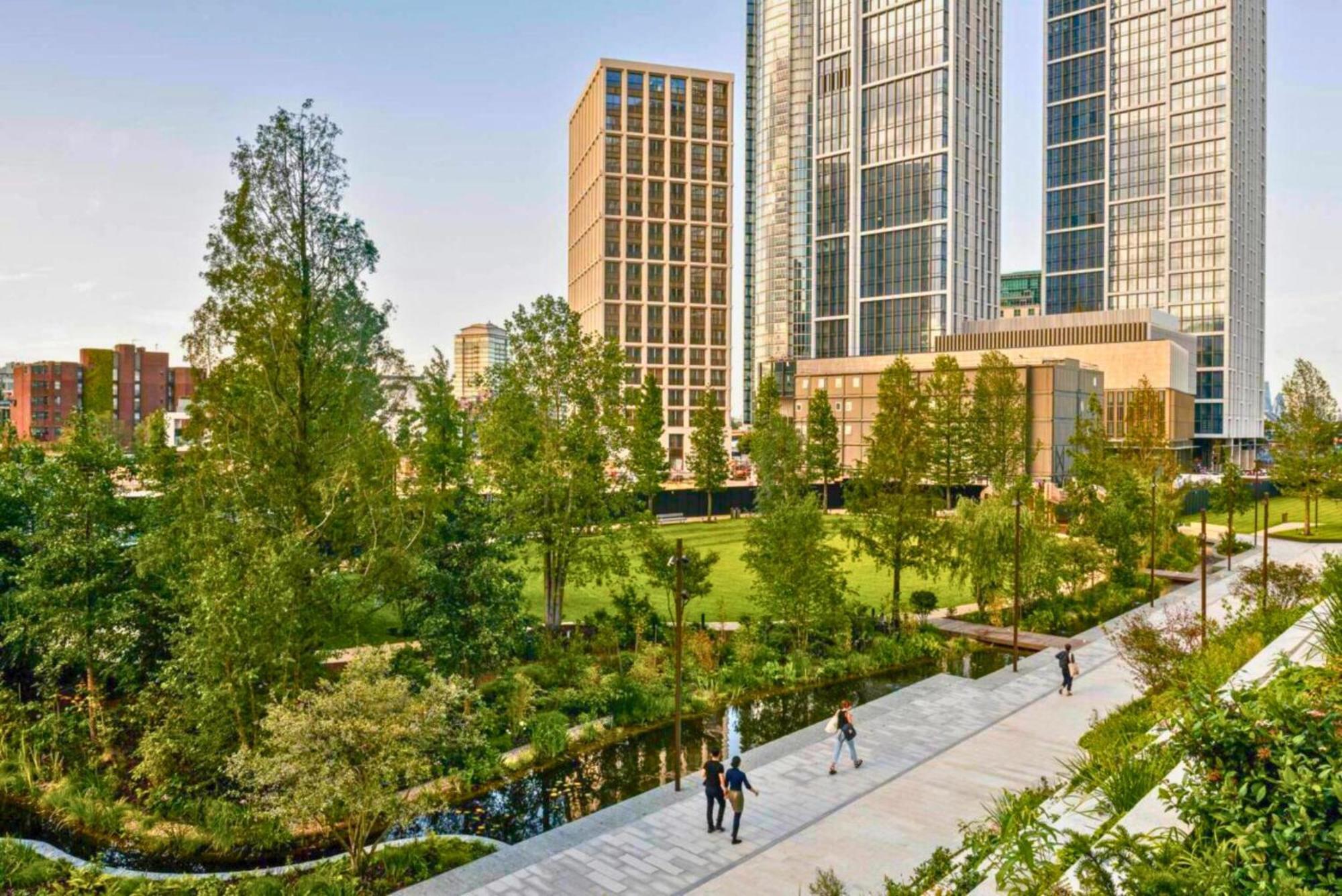 Us Embassy Nine Elms Modern 1000mb Ultra Fast Wifi Londres