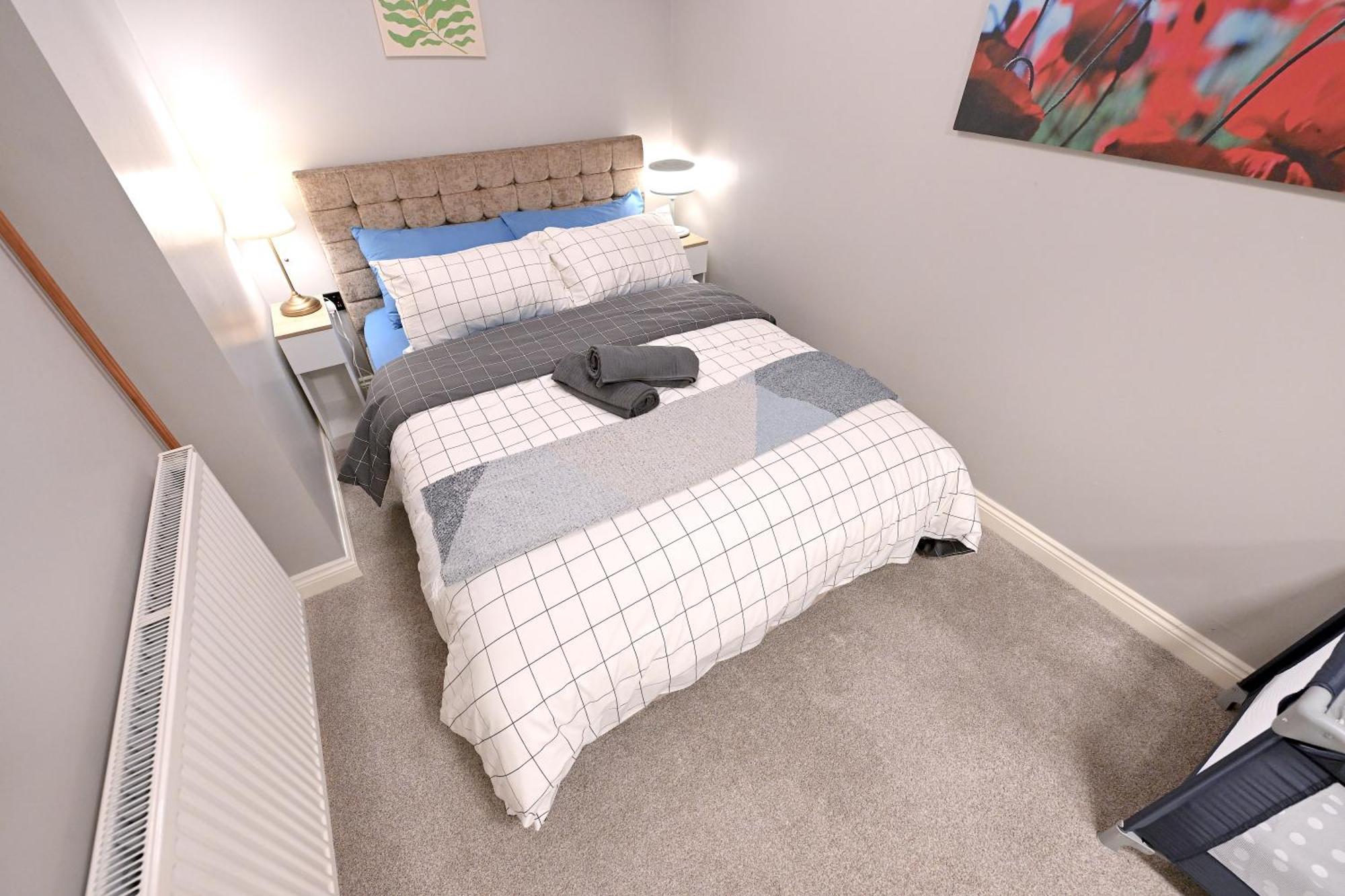 3 Bedroom House In Euston, Patio & Bbq Hébergement de vacances