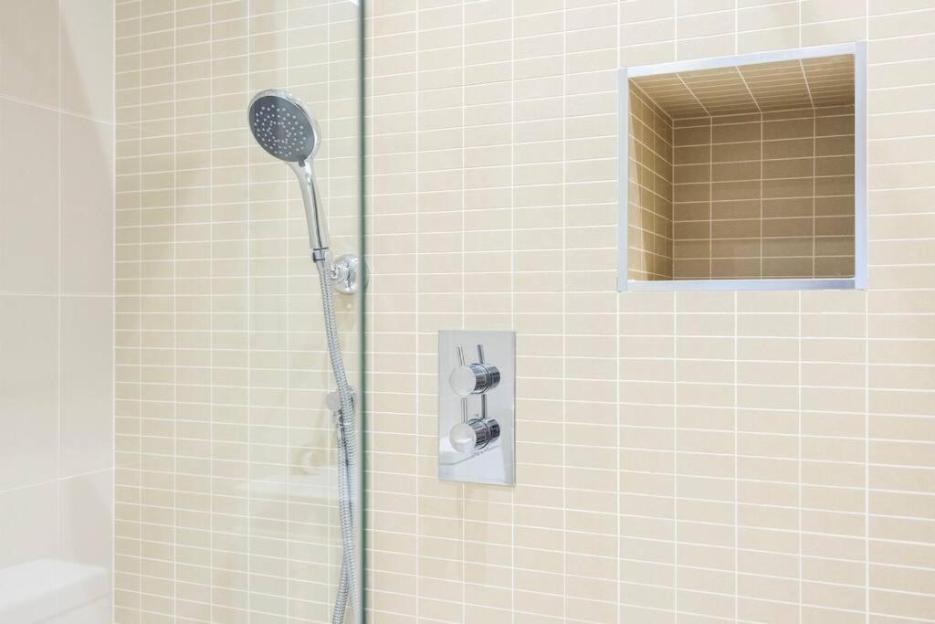 Smart Kensington Retreat 2br Appartement *