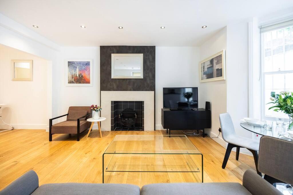 Smart Kensington Retreat 2br *
