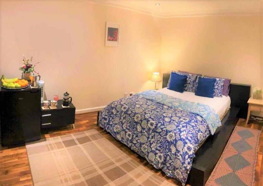 Lovely Around Kensington And Chelsea Locations W8 Sw5 Sw3 Sw10 By Ricky & Giustina Londres