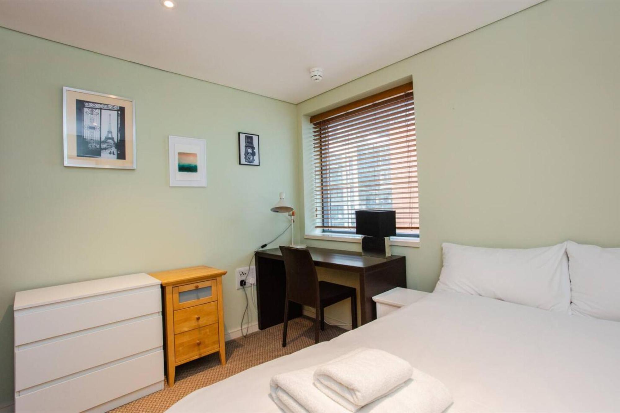 Modern 3 Bedroom In Paddington Appartement Londen