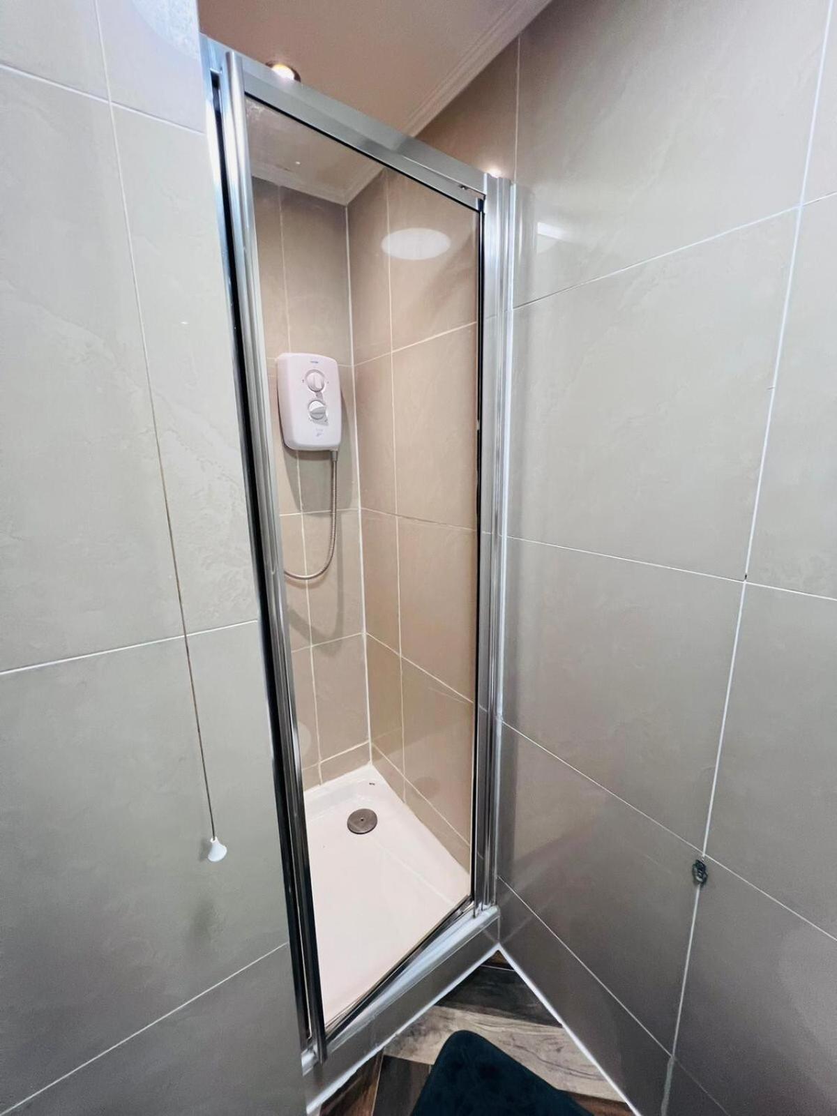 F301-awesome 3rd Flr Fits 1 Near Hyde Park Londres