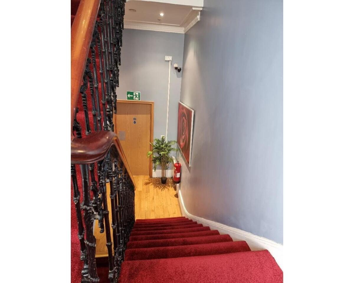 F301-awesome 3rd Flr Fits 1 Near Hyde Park * Londres