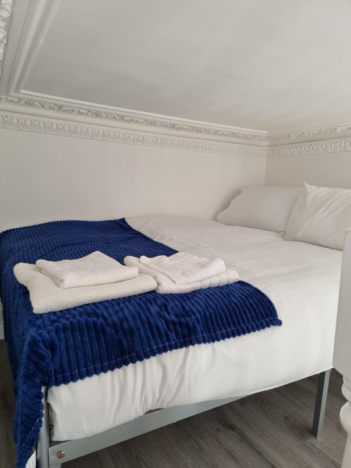 F103-maisonette 1st Floor Near Hyde Park Londen