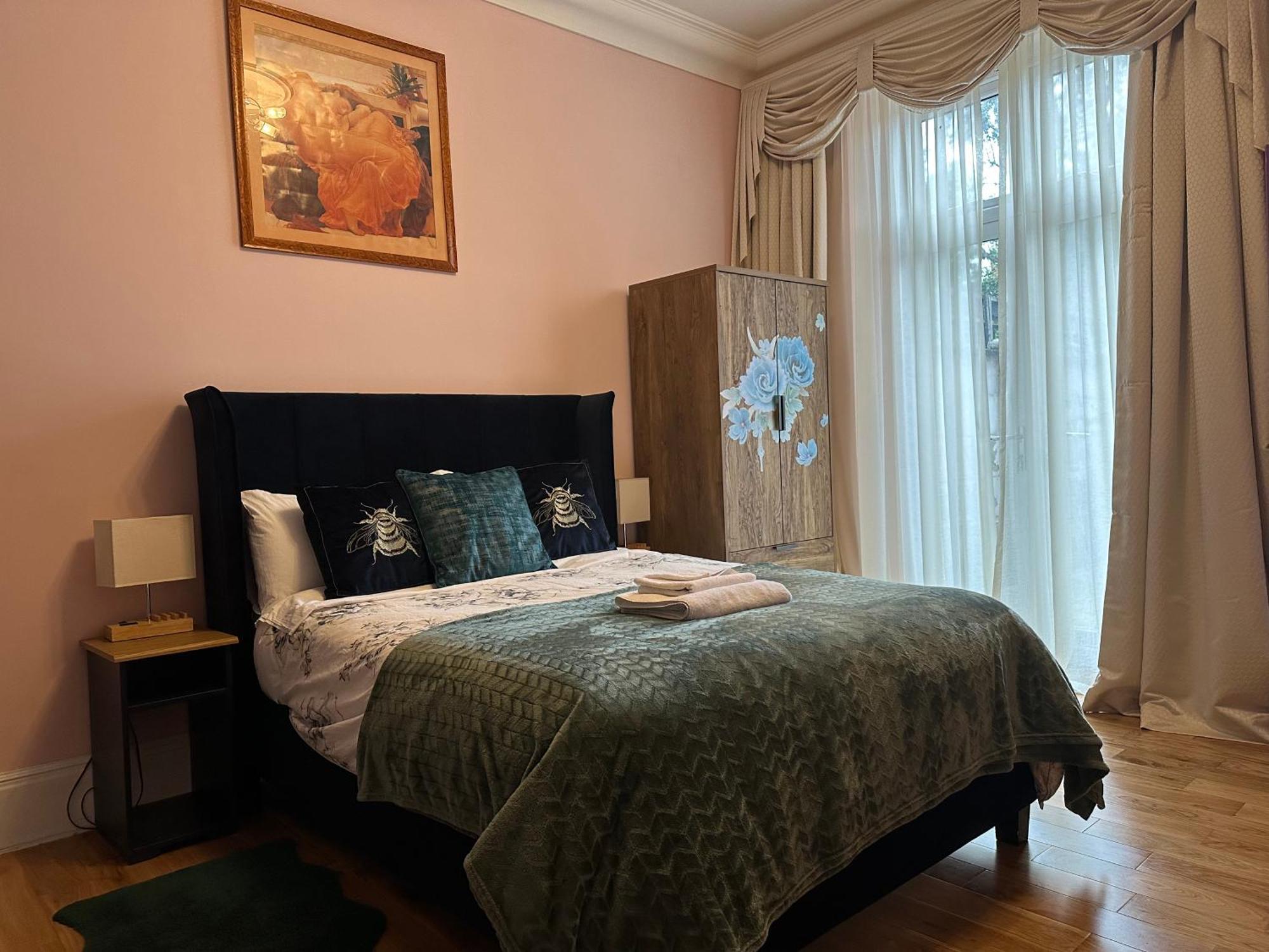 Rosie Cosy House Cricklewood * Londres