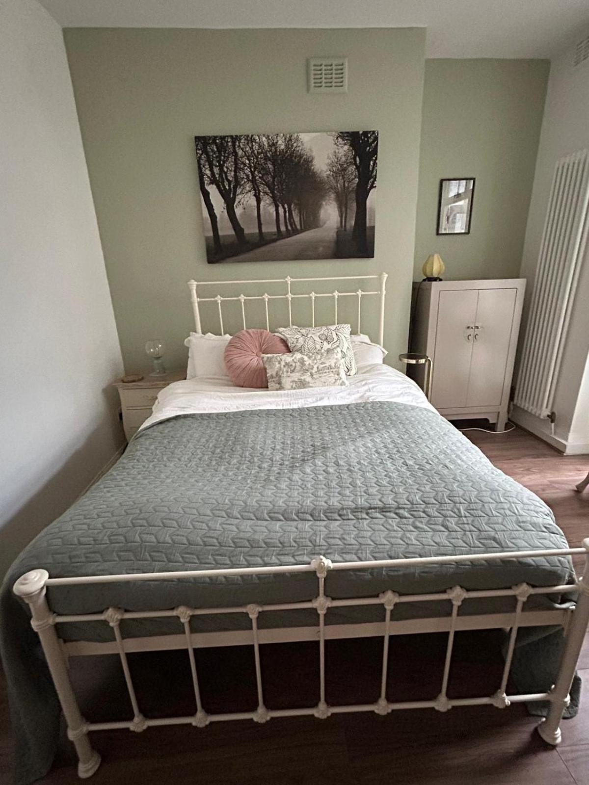 Stunning In Maida Vale Apartment London