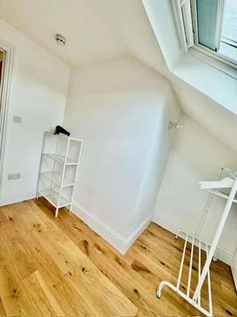 Lovely Flat In Brockley, Se4 Londres