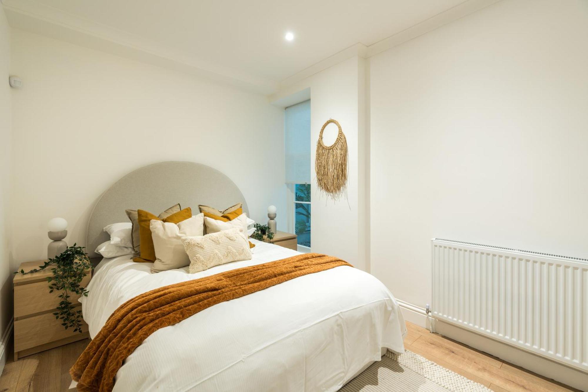 N23 Southkensington-hydepark-harrods-gloucesterroad *