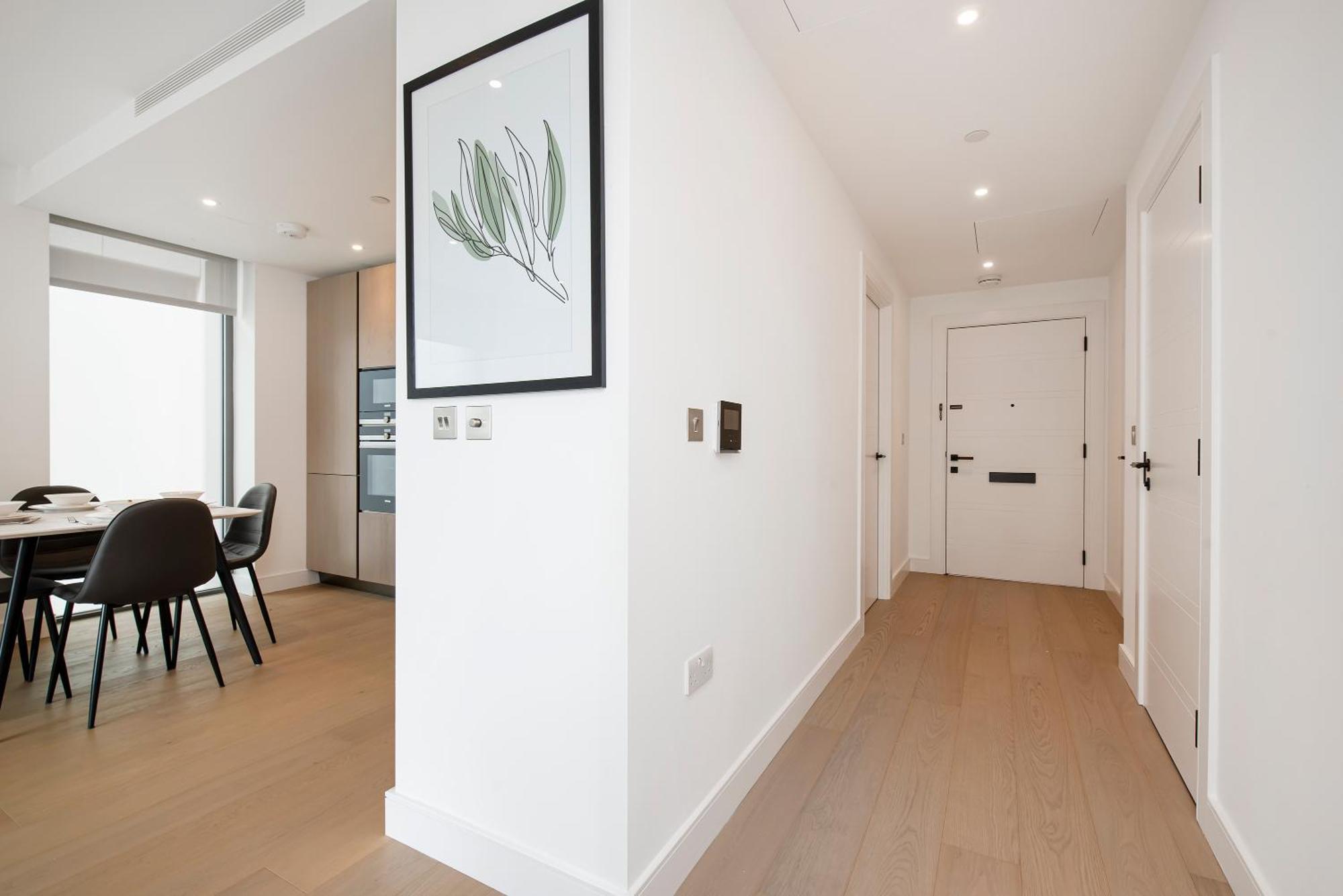 Battersea Power Station 2 Bed Close To Harrods Apartment *