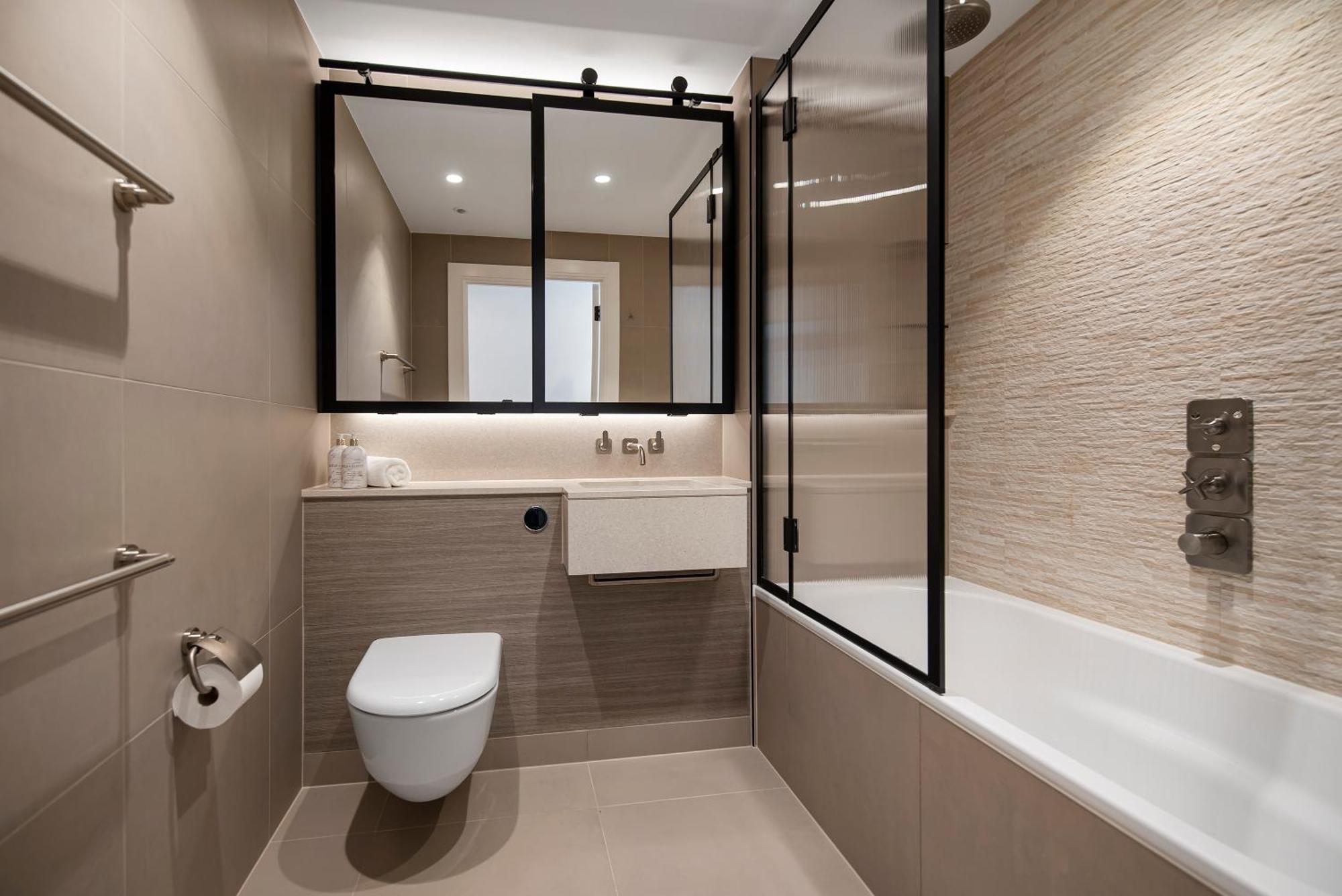 Battersea Power Station 2 Bed Close To Harrods Apartment *