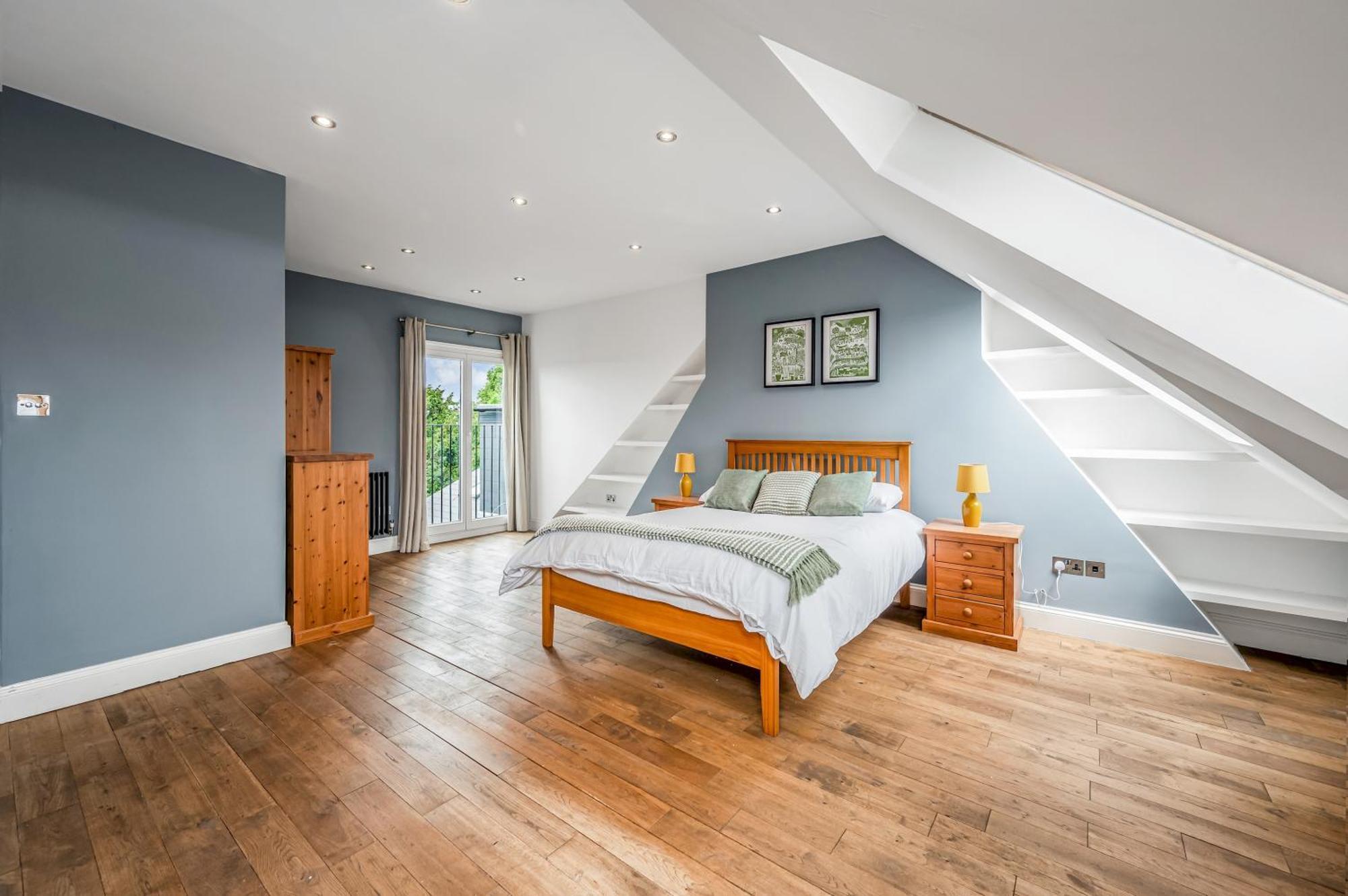 Hébergement de vacances Pass The Keys Wonderful Six Bed Victorian In *