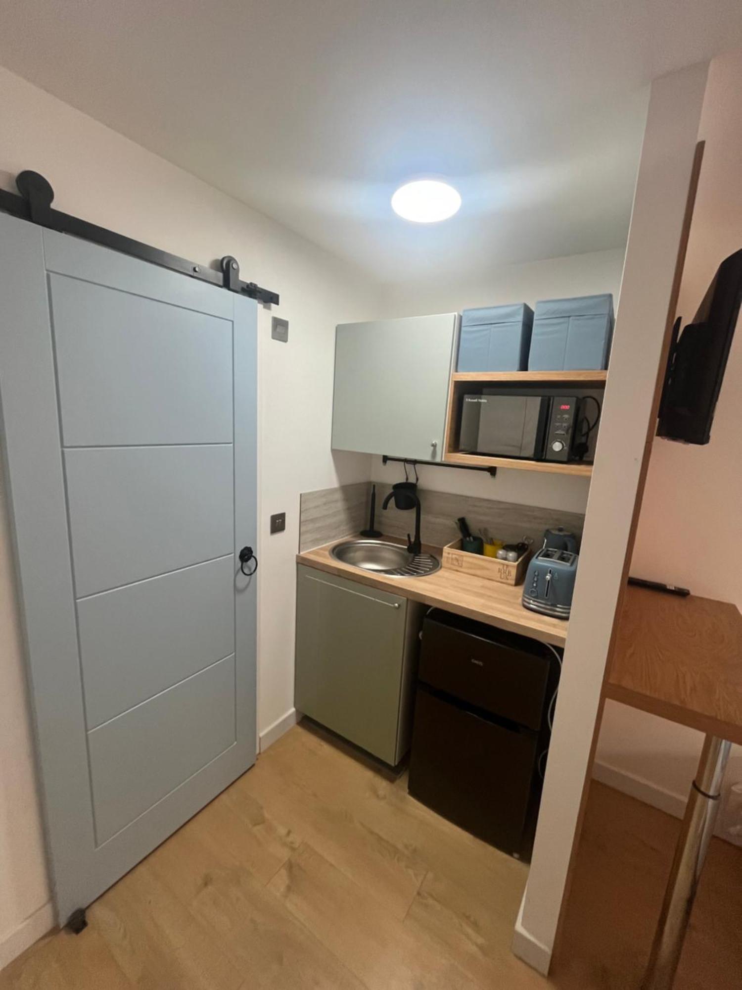 Teddington Little Gem Apartamento *