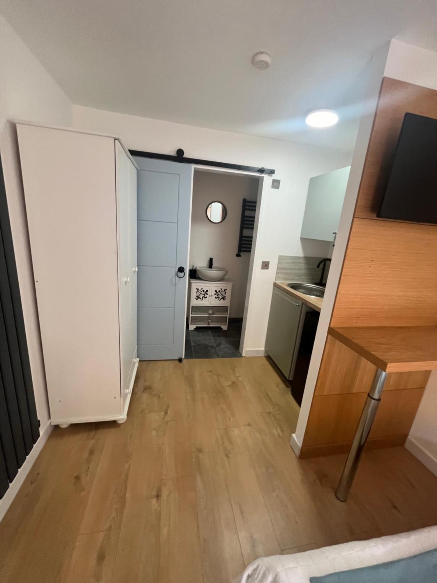 Teddington Little Gem Apartamento