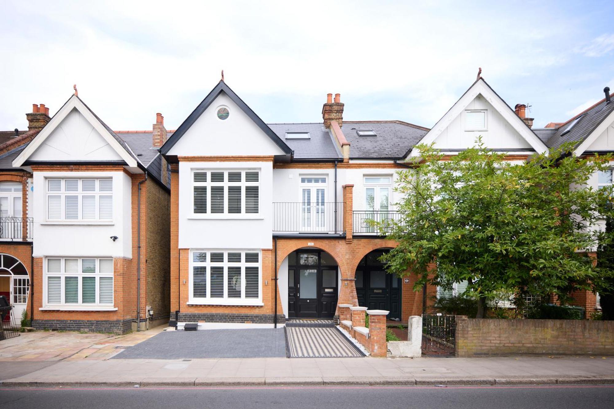 Apartamento The Roehampton Place - Elegant 5bdr House With Garden And Parking Londres