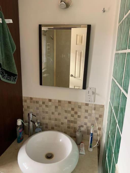 Apartamento Cozy 1-bedroom In Turnham Londres