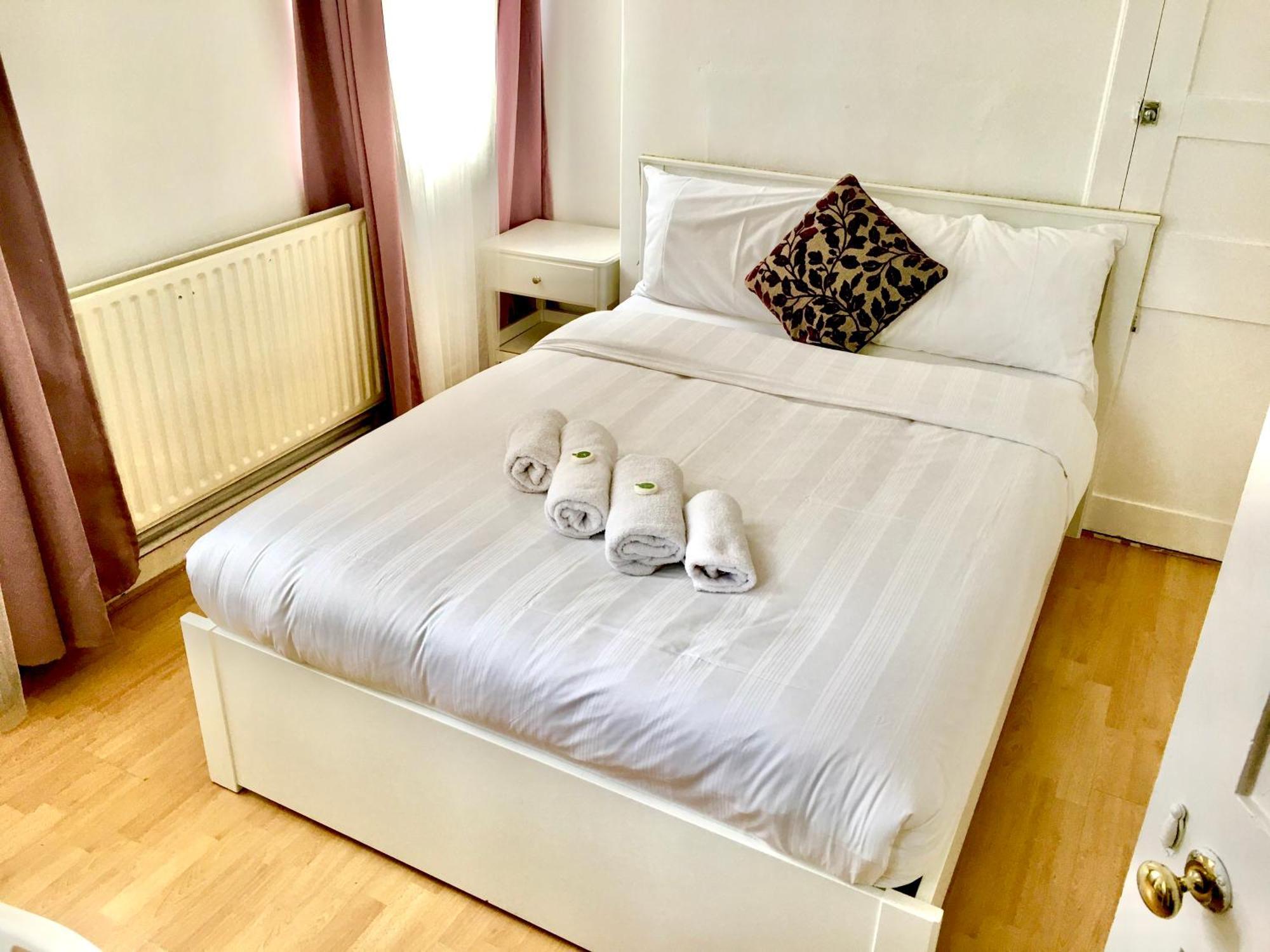 Appartement Stunning -3 Double Bedroom Cozy Flat In Heart Of