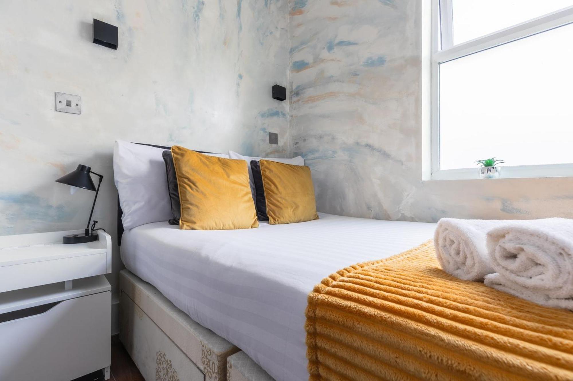 Nd - Hyde Park Hotel 2*