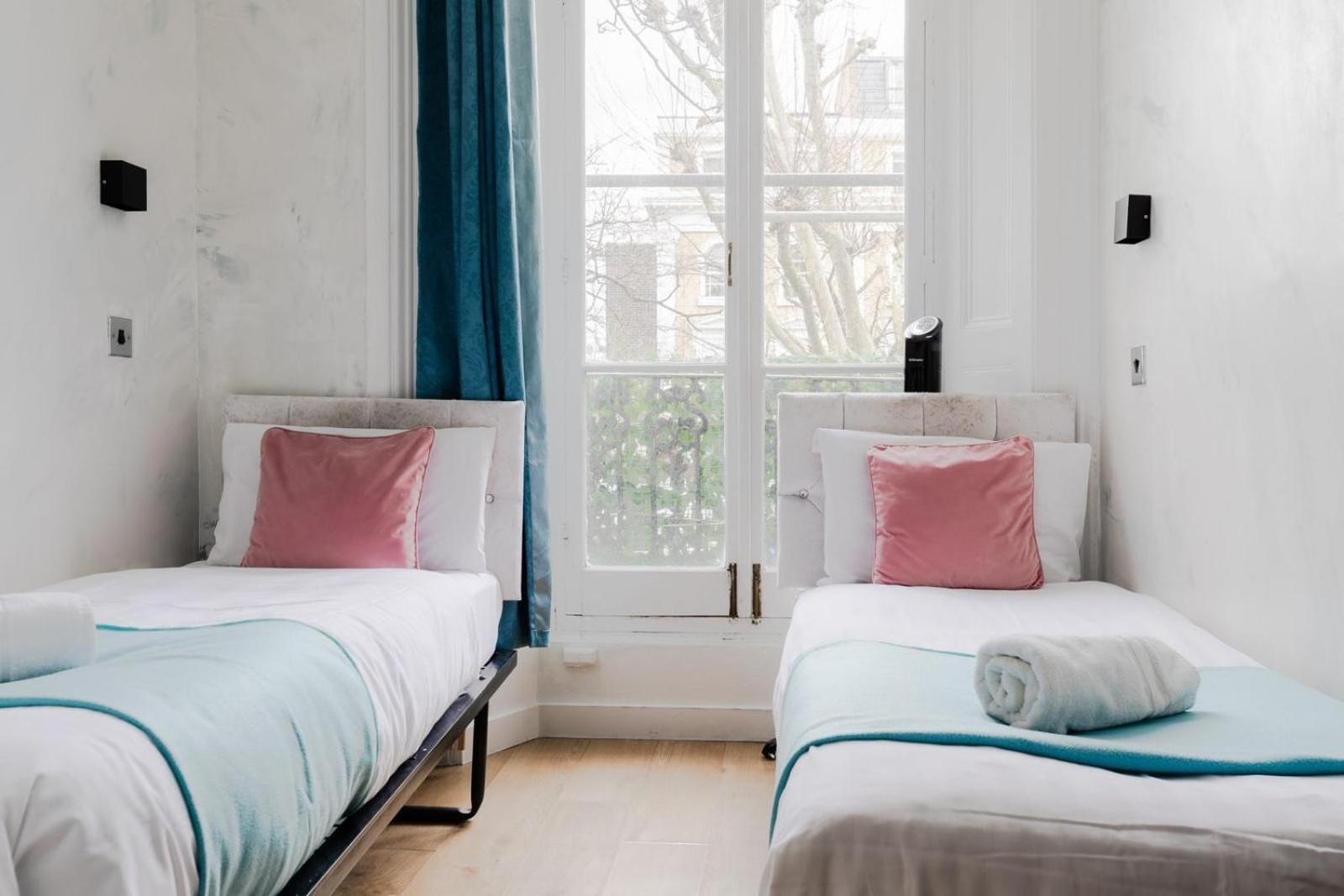 Nd - Hyde Park Hotel Londen