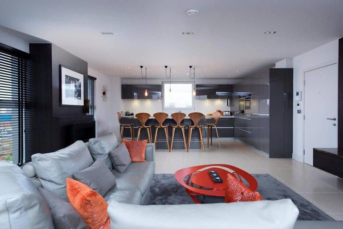 Penthouse In The Heart Of Apartment *