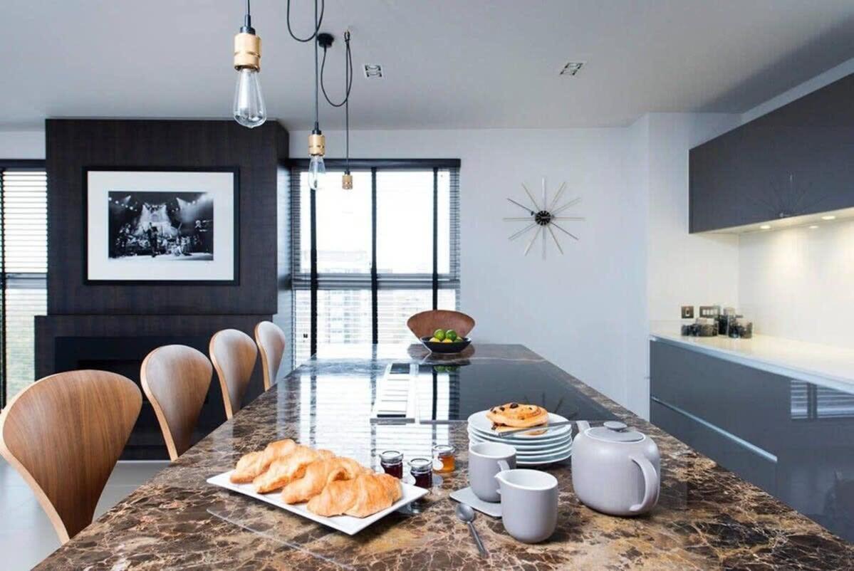 Apartment Penthouse In The Heart Of London