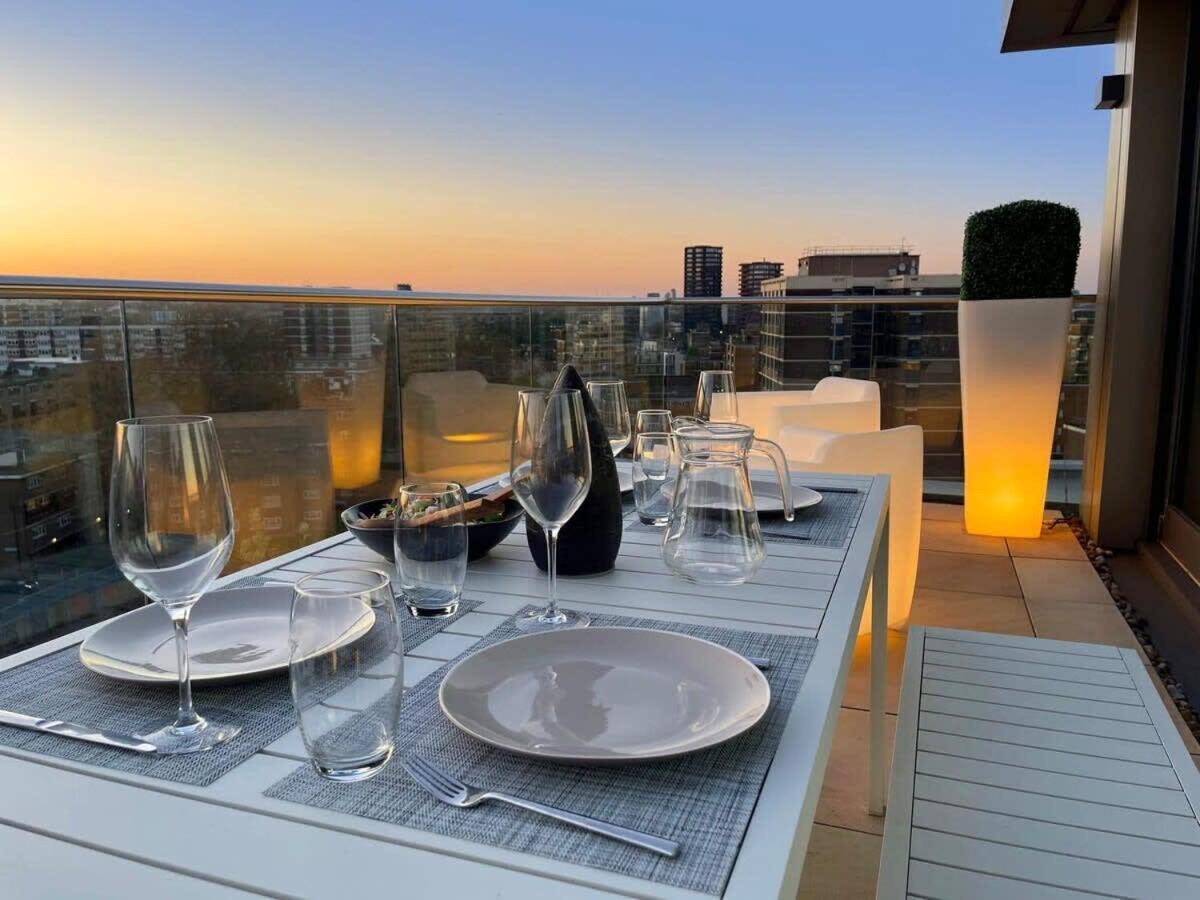Penthouse In The Heart Of Apartment *