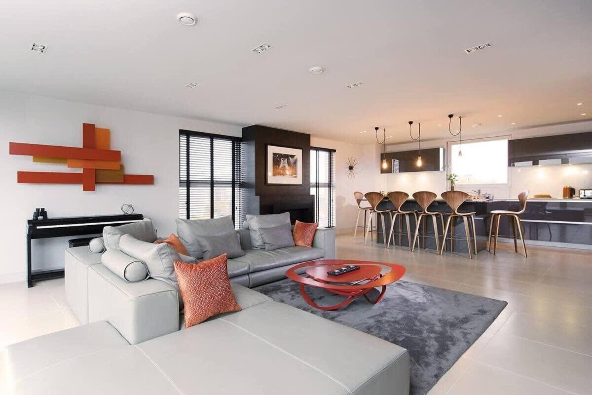 Penthouse In The Heart Of *