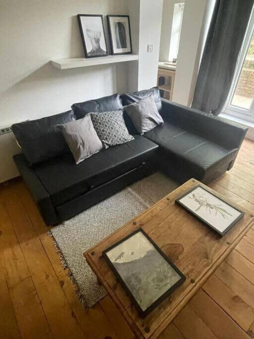 Appartement Charming West Your Urban Oasis