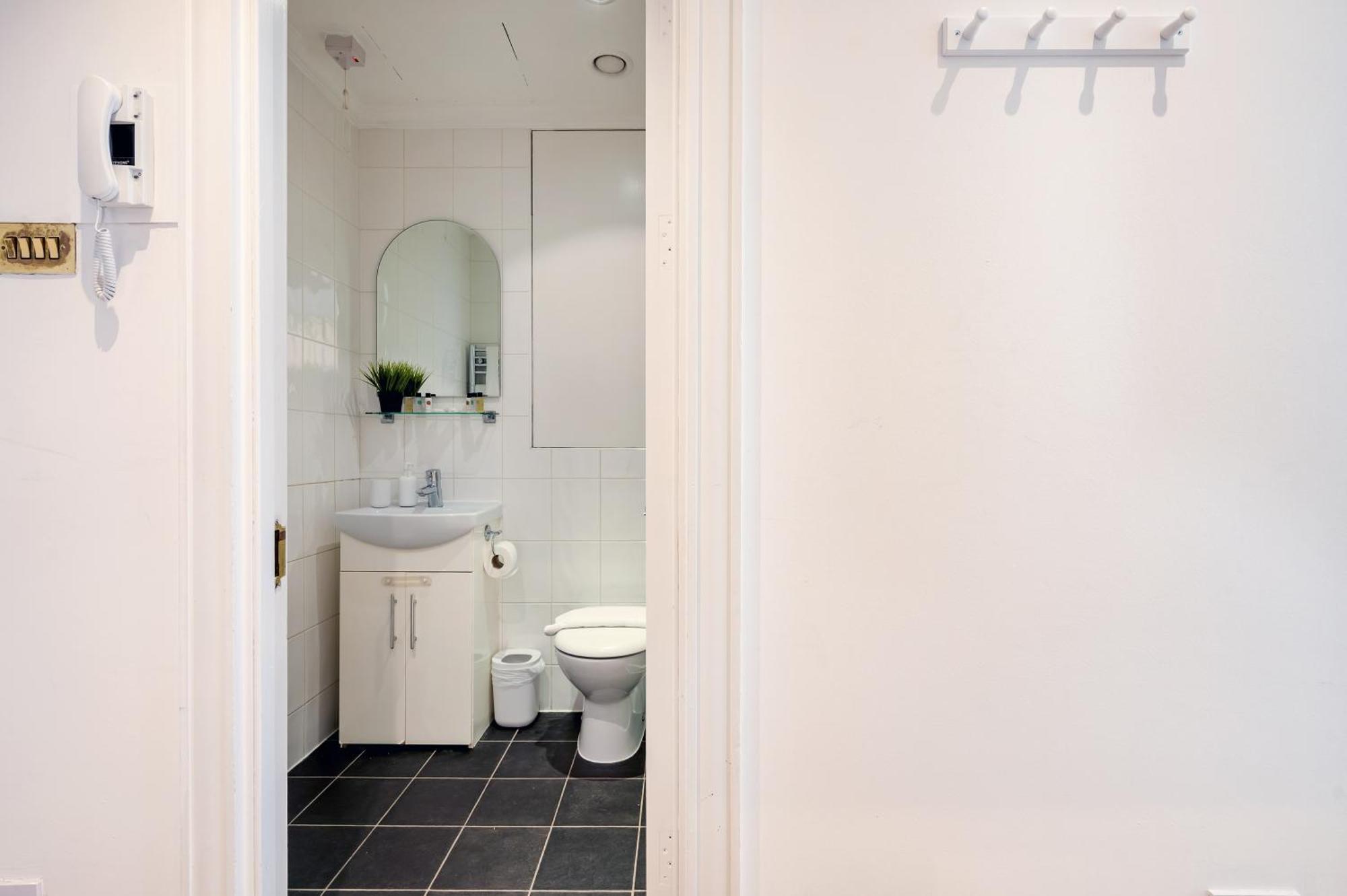 Welcome - Short's Gardens Apartment London