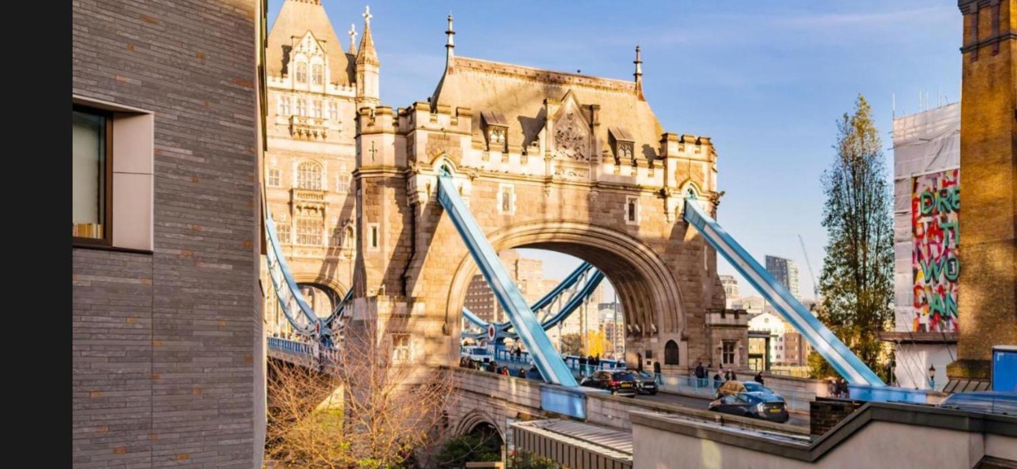 Tower Bridge, Boutique, Shad Thames Butlers Wharf Secure Parking , Balcony View Of Shard, Luxury With Van Parking Upto 4 Vans Ideal For Builders Shopfitters Secure Cctv *
