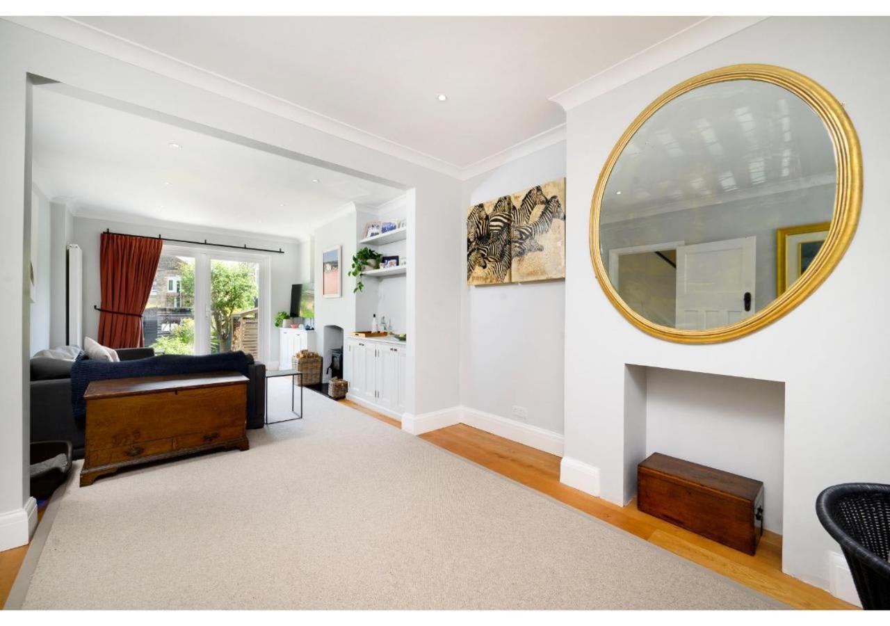 4br House Minutes From Transport & Attractions * Londres