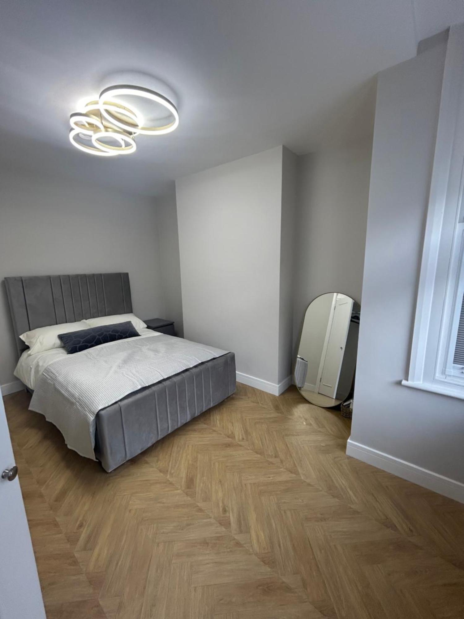 Luxury 2 Bed With Garden Near Tottenham Hale Appartement