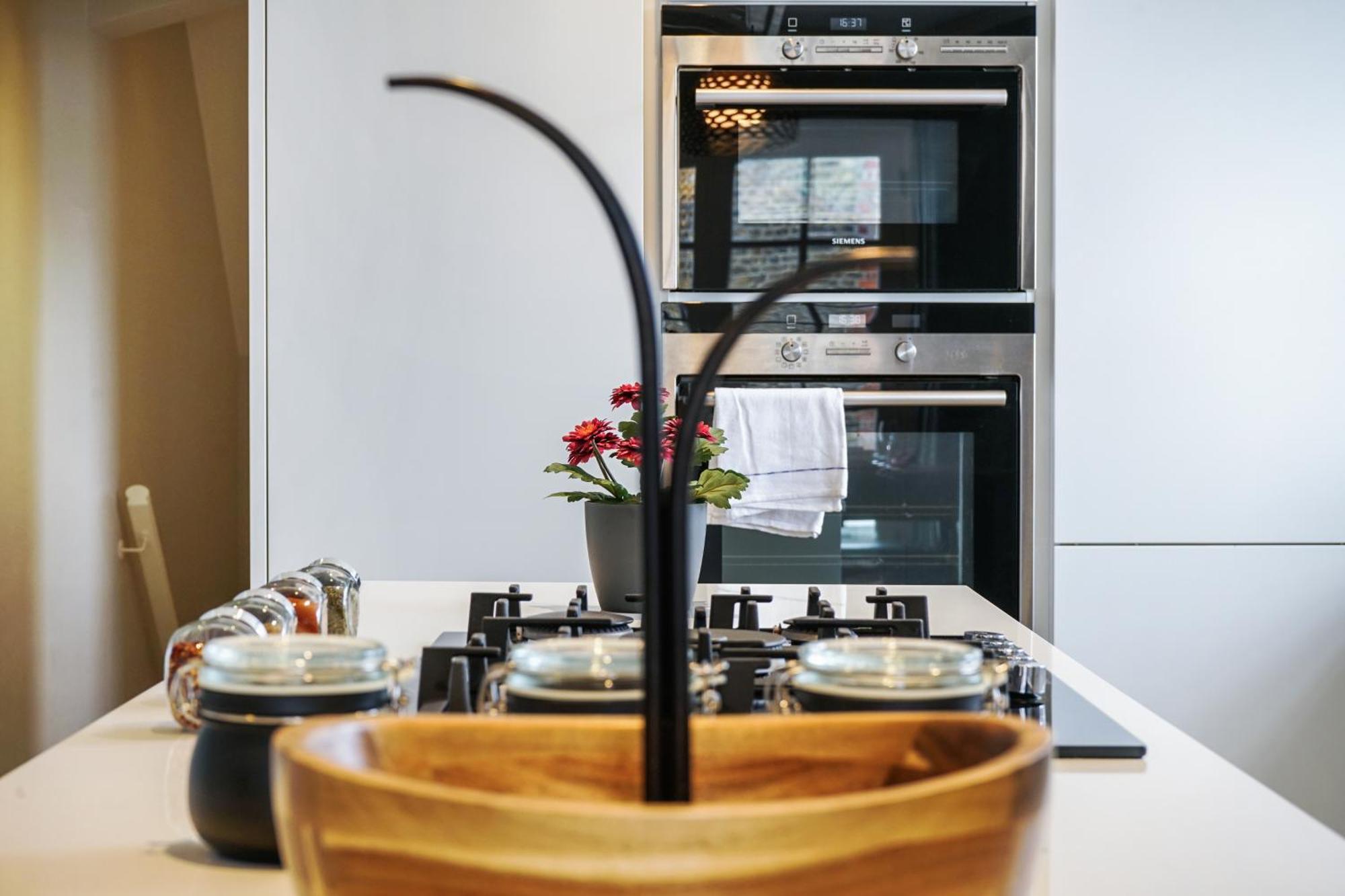 Stylish 2bed 2 Bath House With Balcony Ferienhaus London