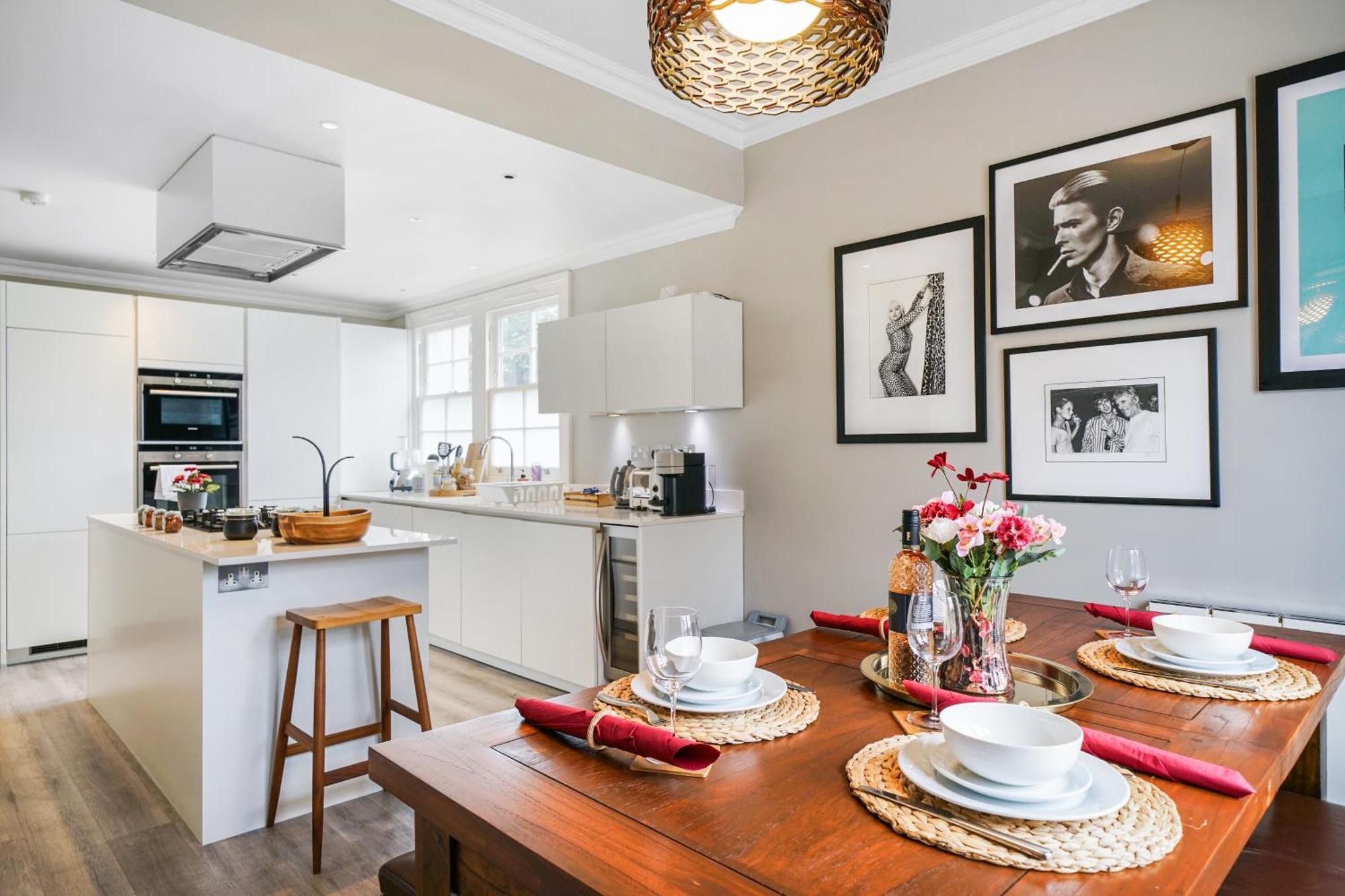 Stylish 2bed 2 Bath House With Balcony Casa de férias *