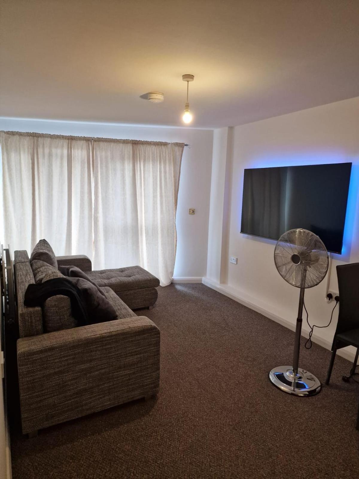 Sim Luxury Londres