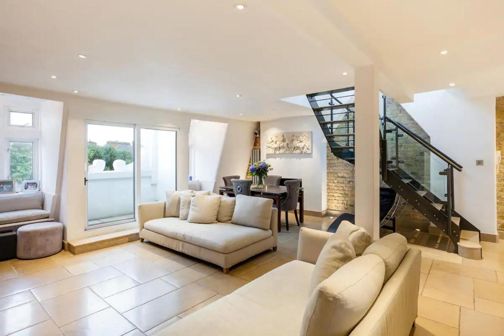 Knightsbridge 4th Floor Walk Up- Penthouse * Londres