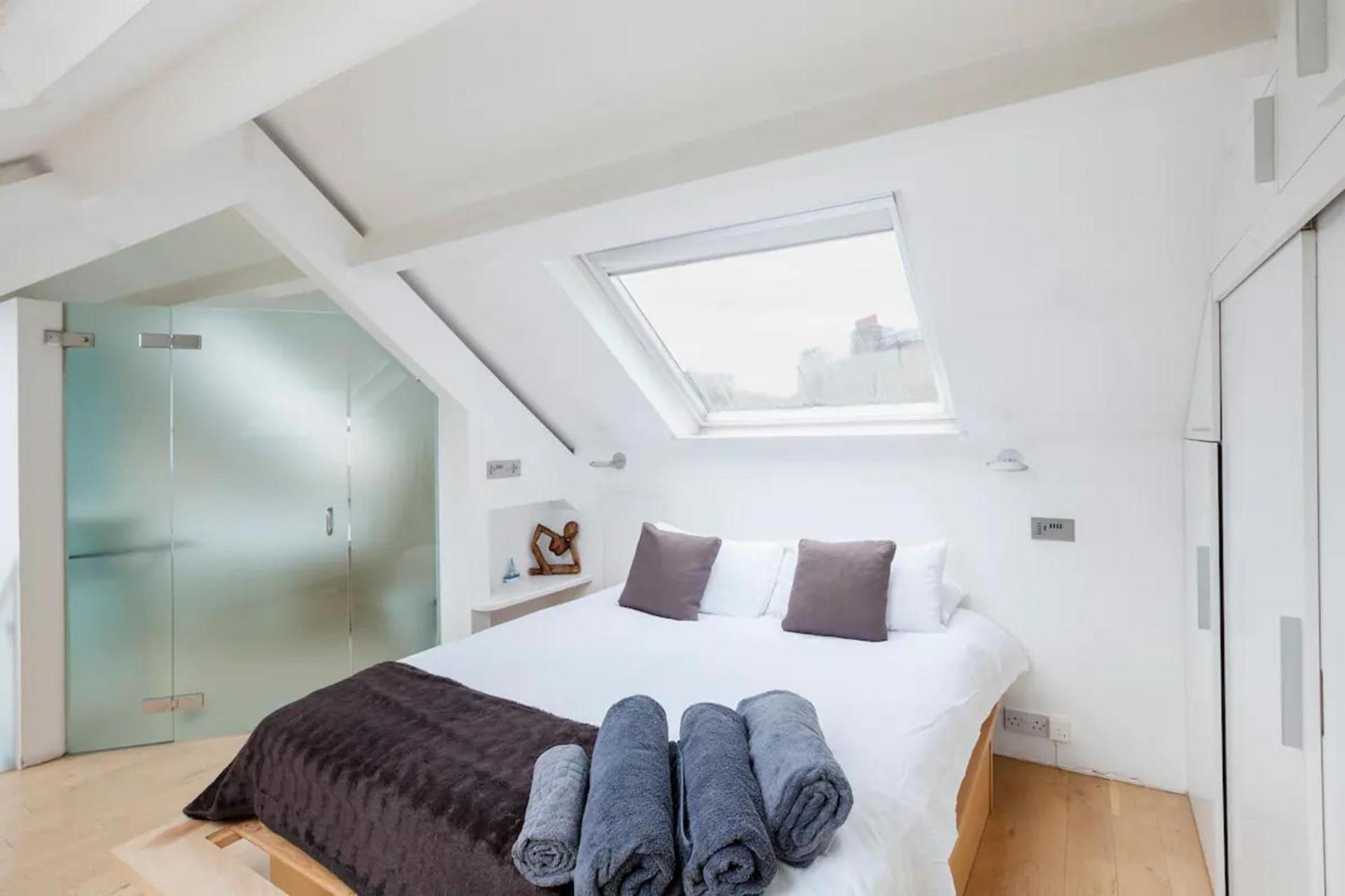 Knightsbridge 4th Floor Walk Up- Penthouse Londres
