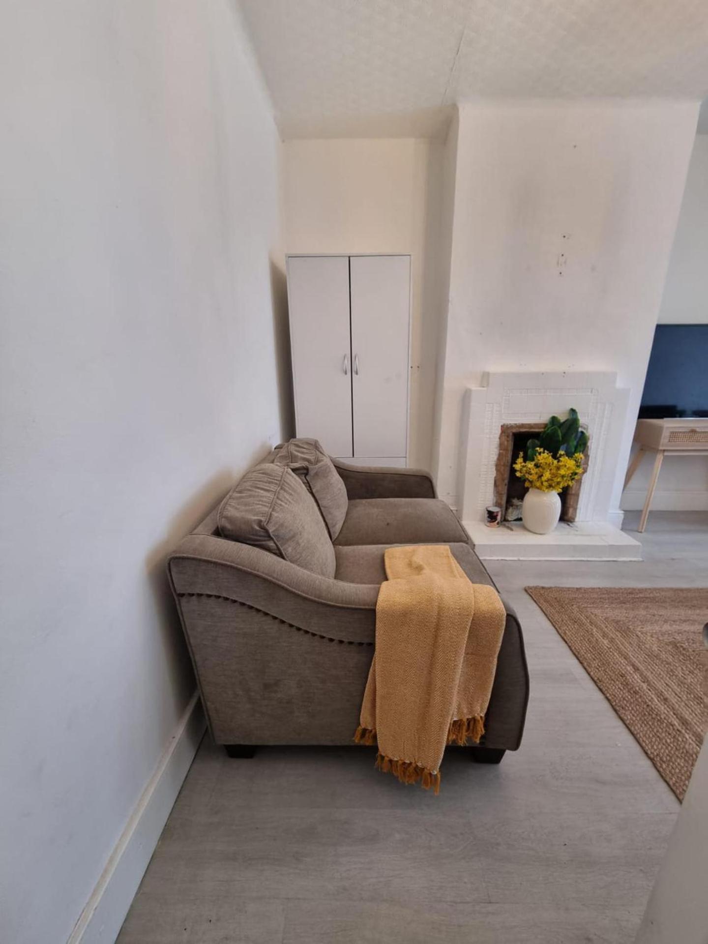 Large 4 Bed Terraced House Hébergement de vacances