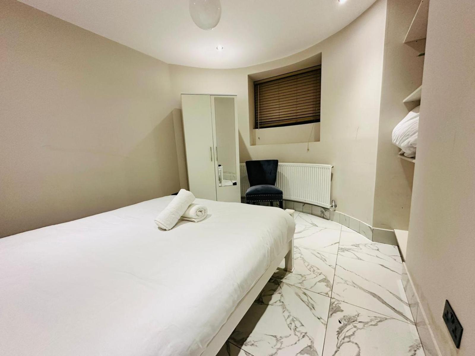 Spacious One Bed In Wembley Appartement