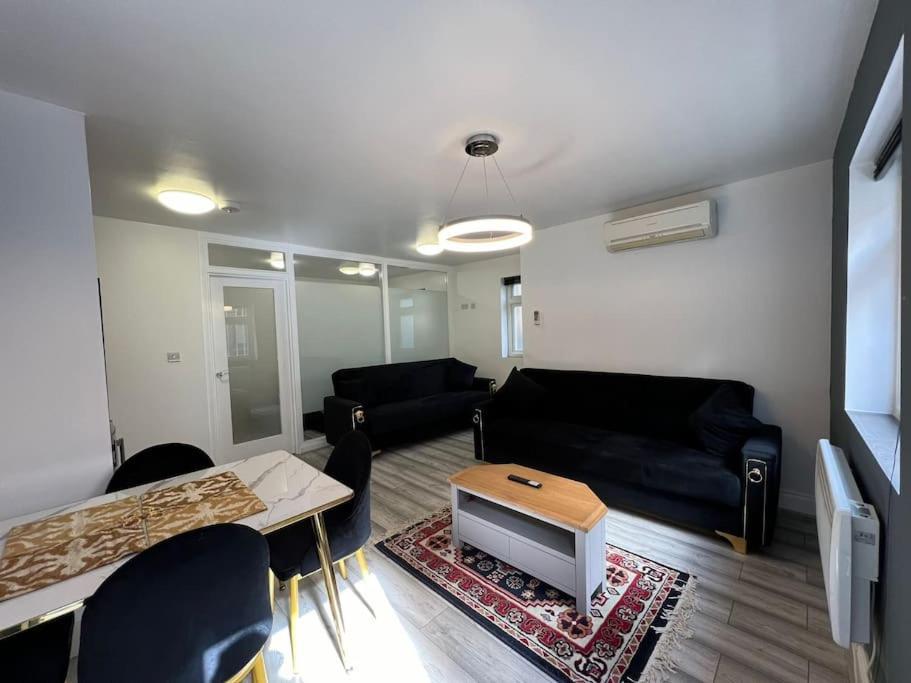 Golders - Modern One Bed Hébergement de vacances Londres