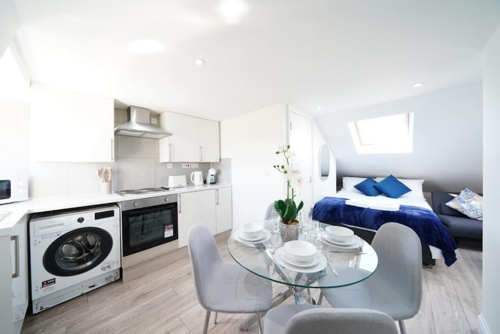 7 Apartment London
